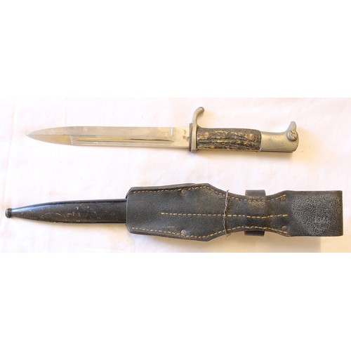 158 - Mixed range with:
1. British 1899 Lee Metford bayonet, ricasso with various dates and inspection mar... 