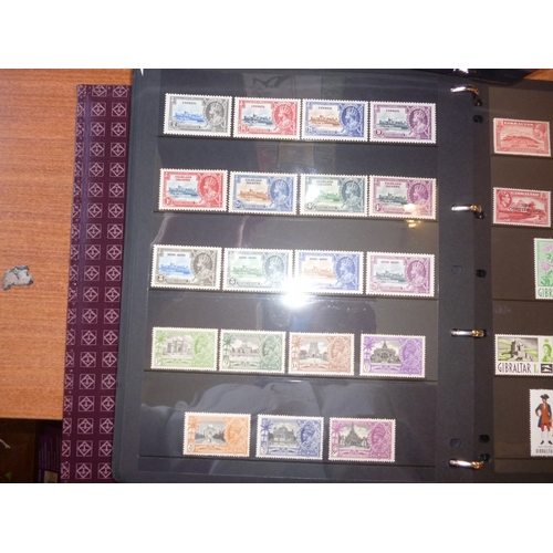 17 - BC, KGV-QEII coln M in 1 stockbook, incl Bahamas 1948 set, Barbados 1950 set, Falklands 1938-50 vals... 