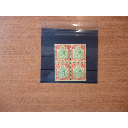 147 - Bermuda. 1918-22  5/- Green and carmine-red/pale yellow block of 4 M (mounted on the middle perfs of... 