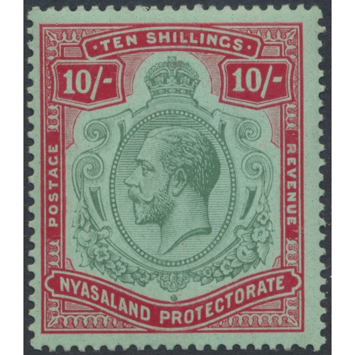 189 - Nyasaland. 1913-21 10/- pale green and deep scarlet/green, displaying variety 'Nick in top right scr... 