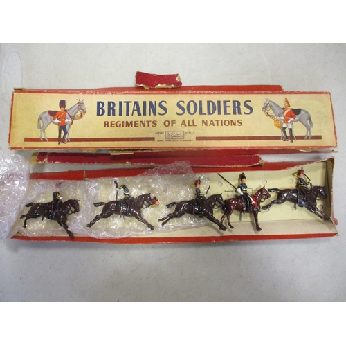 132 - Britains. Collection in Regiments of all Nations boxes with RHA gun Team (1931 version) No 39 (1 whe... 