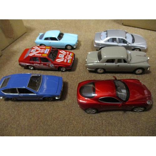 153 - Collection of 1/24 scale including ranges from Burago, Leo Models, Mebe toys, Mondo Motors etc gener... 