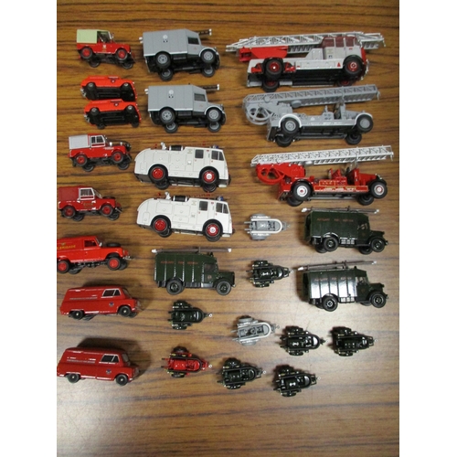 173 - Collection of Police and Fire Service vehicles including ranges from Base Toys, Classix, Cararama, O... 