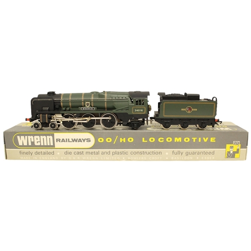 387 - Wrenn. OO gauge Rebuilt Bulleid Pacific Class 4-6-2 BR 34016 'Bodmin' green locomotive with tender W... 