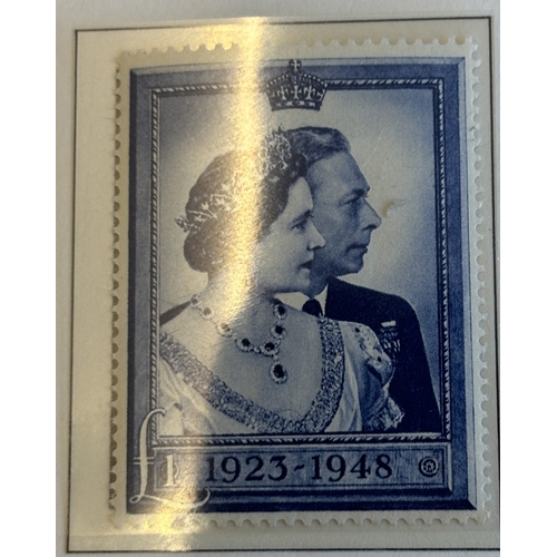 186 - KGV-QEII 1935-1987 UM coln in one lighthouse album, incl 1948 Royal Silver Wedding £1 UM and further... 