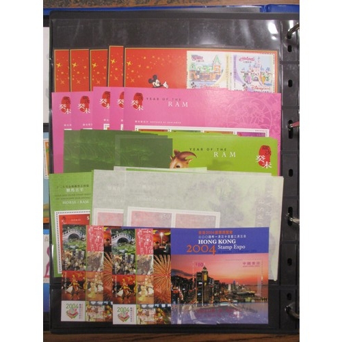 166 - Hong Kong. QEII UM modern collection incl commems, defins, booklets, M/S, prestige books etc. (½B)