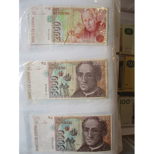 267 - World collection generally fine to very fine with USA 1985 $10 and $20, Spain 1996 5,000p (2), Switz... 