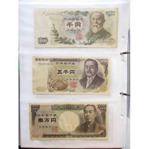 267 - World collection generally fine to very fine with USA 1985 $10 and $20, Spain 1996 5,000p (2), Switz... 