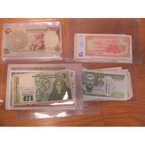 276 - Collection of mostly Africa and Oceania banknotes in 3 albums, largely mid to late 20th century, gen... 