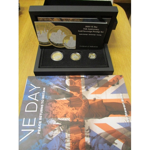 698 - Investment Gold lot - documents required. Alderney. 2020 VE Day 75th Anniversary sovereign cased set... 