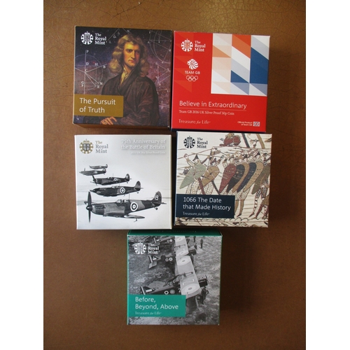 767 - Royal Mint boxed silver proofs FDC with £5 2005 Trafalgar, £2 2012 Dickens, 2014 WWI, 2015 Magna Car... 
