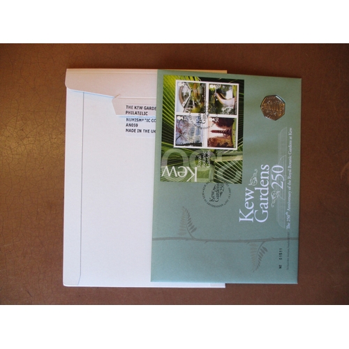 836 - 2009 250th anniversary of Kew Gardens commemorative cover with 2009 50p Kew Gardens inset, in white ... 