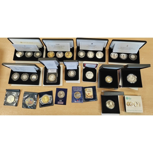 844 - Collection of mostly crown sized uncirculated/silver proofs from Royal Mint, Westminster, Jubilee Mi... 