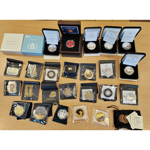 856 - Collection of mostly boxed sets and crown sized uncirculated/silver proofs from Royal Mint, Westmins... 