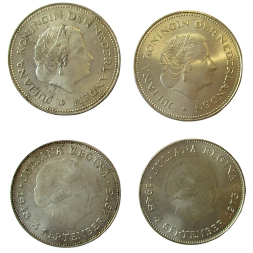 865 - World accumulation in 4 boxes with Netherlands 10g 1970(6), 1973(2), 1985, 1995, 1996, 1997, 2000(2)... 