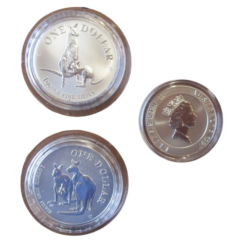 909 - Australia. Silver uncirculated encapsulated range with $10 1997 Sydney Harbour Bridge, $1 Kookaburra... 