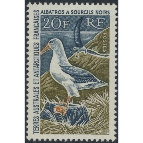 118 - Antarctica. M/U coln in 2 stockbooks and loose, incl French Southern Antarctic Territories 1955-60 o... 