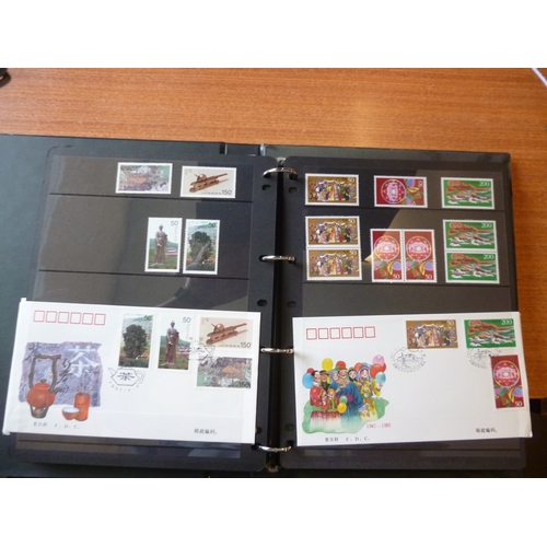 160 - China. 1984-2001 coln in stockbooks and loose, incl commems, packs, and M/S,  FDCs, commems covers, ... 