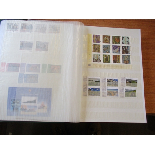 378 - Isle of Man. UM commems coln from 1975 to 2018 in 2 stockbooks and loose, incl M/S. Valid face value... 