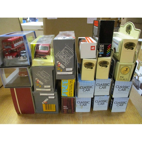 288 - Collection including ranges from Burago, Corgi, Lledo, Matchbox, Shell etc plus a range of unboxed, ... 