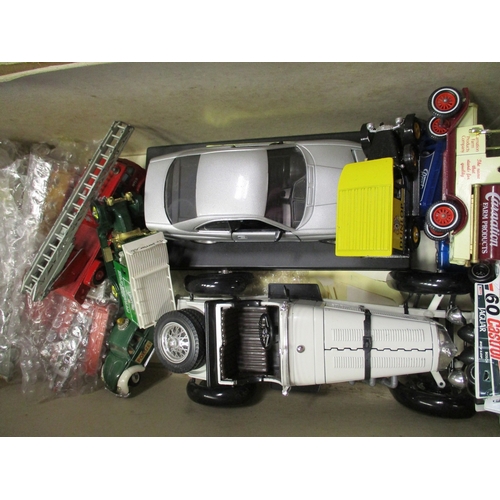 288 - Collection including ranges from Burago, Corgi, Lledo, Matchbox, Shell etc plus a range of unboxed, ... 