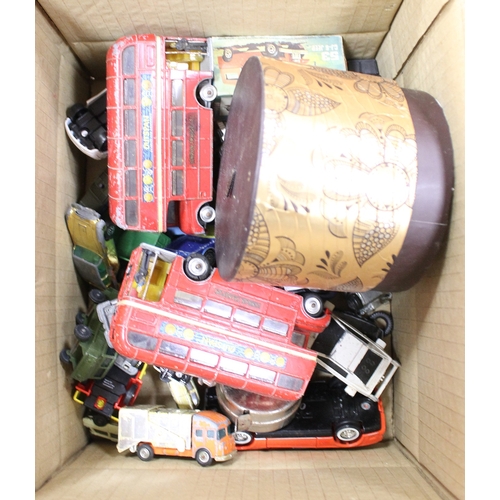 160 - Tin Plate. Collection generally fair to good of unboxed cars and buses from Mettoy includes Royal Ma... 