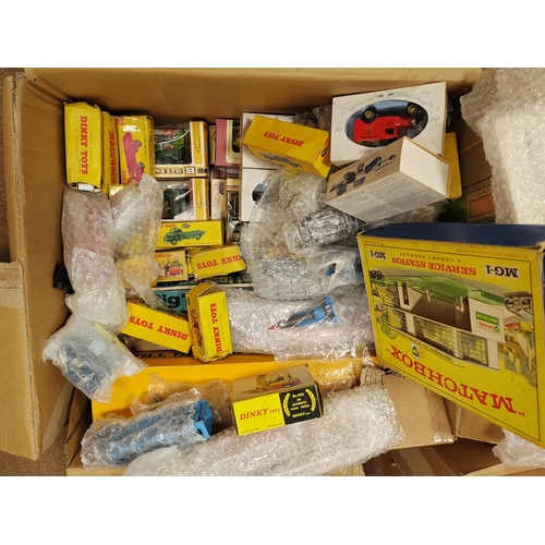 221 - Collection generally very good to excellent in mostly good to very good boxes with Britains, Corgi, ... 