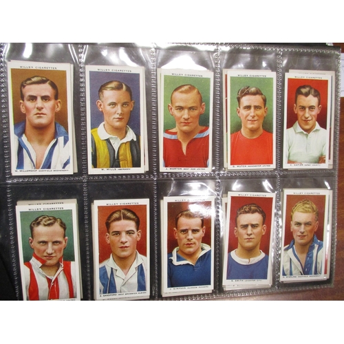 26 - Collection in multiple albums, sleeves and loose including ranges from Gallaher, Players, Wills etc,... 