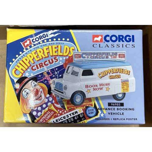 322 - Corgi. Collection of Corgi Classic Chipperfield circus collection of model vans and cars, generally ... 