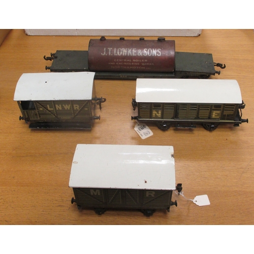 420 - Gauge 1 earlier collection of unboxed coaches and wagons generally good to very good including coach... 