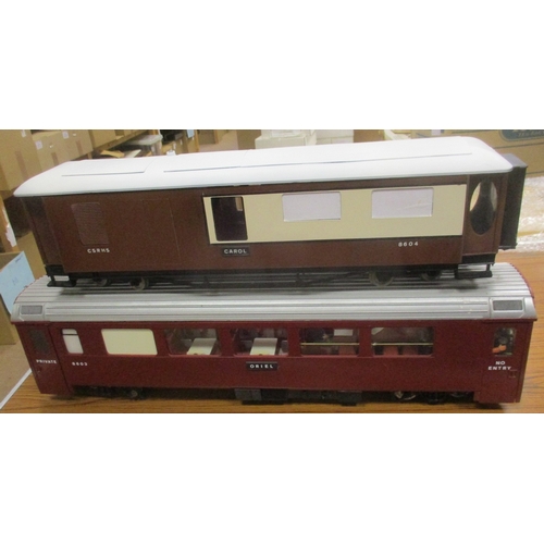 422 - Range of unboxed G gauge coaches, generally very good to near excellent, with maroon 8603 'ORIEL', C... 