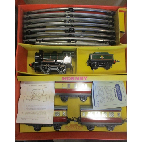 467 - Hornby. Range of O gauge sets, generally excellent in near very good to very good plus boxes, with G... 