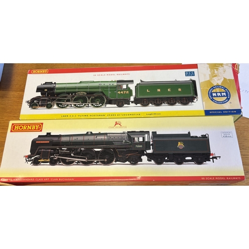 570 - OO gauge collection of locomotives, generally excellent in good boxes, including Mainline 37-073, 37... 