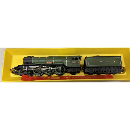 614 - OO gauge collection generally very good in good boxes, including Tri-ang RS.52 