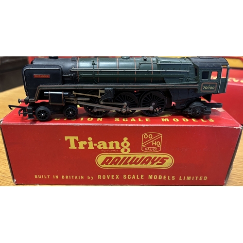 614 - OO gauge collection generally very good in good boxes, including Tri-ang RS.52 