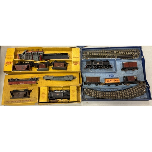 697 - Hornby Dublo. OO gauge range of two train sets including BR Standard 2-6-4 tank locomotive class 4 w... 