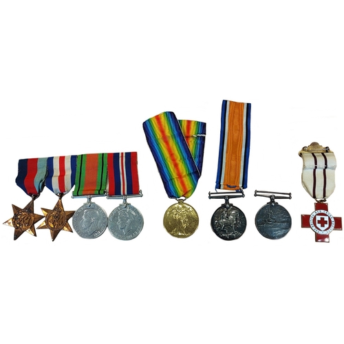 30 - Medal range in mixed condition with WWII 1939-45, France and Germany Stars, Defence Medal, War Medal... 