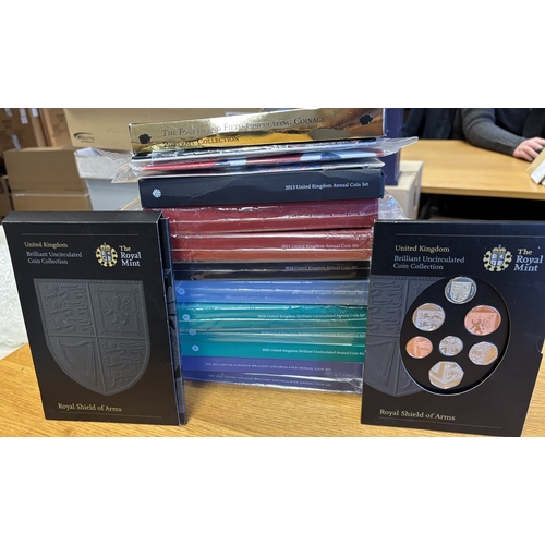 474 - Collection of Royal Mint brilliant uncirculated sets, mostly still in plastic wrapping, including ye... 