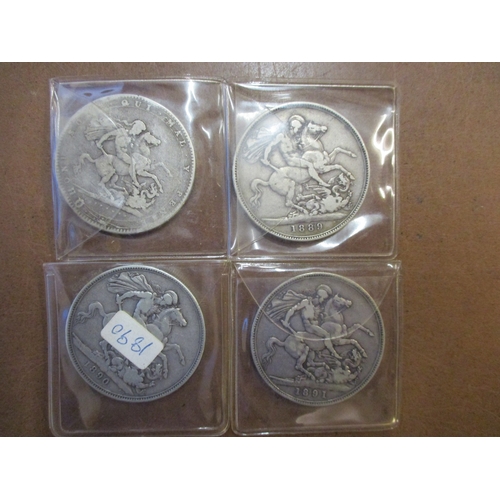 571 - World 19th and 20th century collection with GB crowns 1820, 1889, 1890, 1891 fair, 1981 boxed silver... 