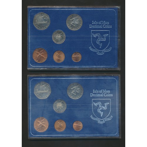 280 - Collection of largely mid-20th century onwards coin sets in folders and crowns, generally very fine ... 