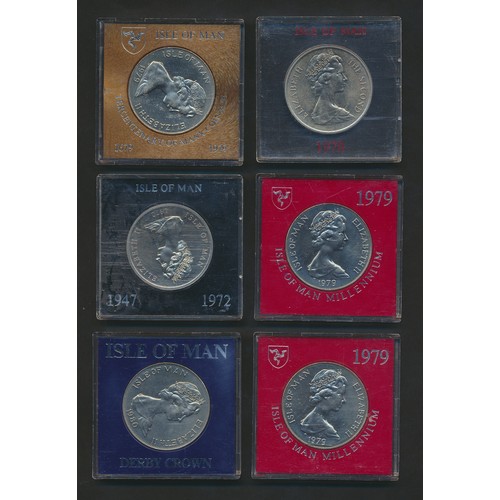 280 - Collection of largely mid-20th century onwards coin sets in folders and crowns, generally very fine ... 