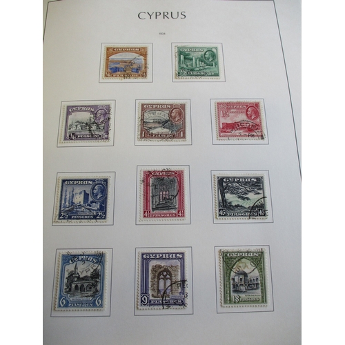 117 - Cyprus. QV-QEII U/FU coln in Lighthouse album, and on stockleaves. Album appears fairly complete fro... 