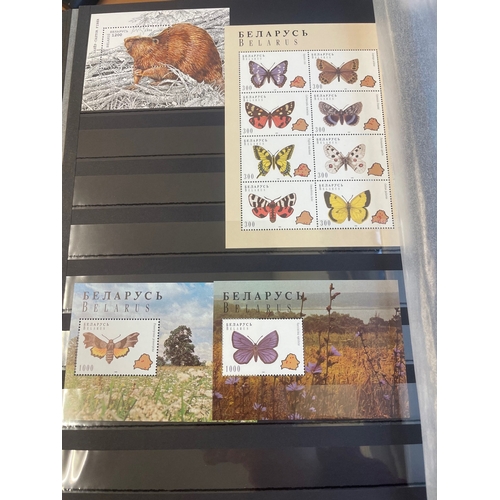 170 - Belarus. M/UM coln in 3 stockbooks with issues and M/S ranging 1992-2020 incl 1996 Butterflies and M... 