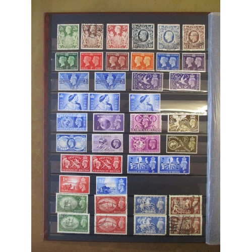 212 - Large QV-QEII M/U accum in 30+ stockbooks and loose, with extensive duplication, incl 1d reds, 1d li... 