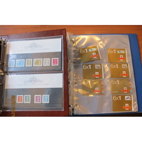 298 - Machin first class bklts and definitives presentation packs, incl regionals. Face value £396. (2V)