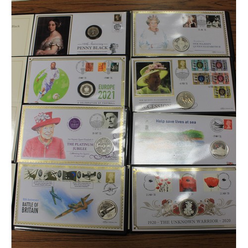 552 - Collection of uncirculated world coin covers in albums, folders and loose, includes Beatrix Potter, ... 