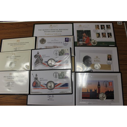 554 - Range of uncirculated silver 1oz Britannia coin covers in Harrington & Byrne and Westminster present... 