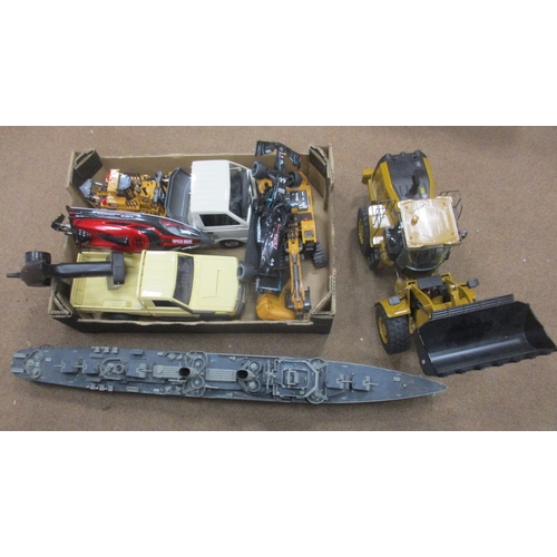 115 - Radio Controlled Models. Collection of radio controlled vehicles, cars, speed boats, ships and aircr... 