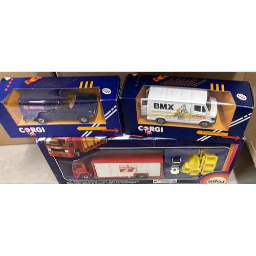 155 - Collection of model vehicles, generally excellent in excellent boxes, including Corgi (37), Corgi Cl... 