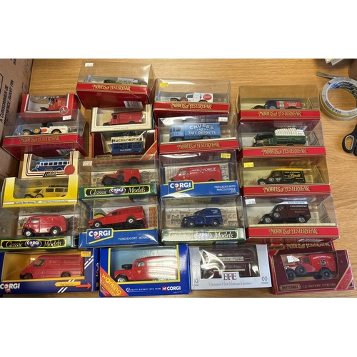 204 - Collection of mostly 1:43 scale model vehicles, generally near mint in excellent boxes, including Mo... 